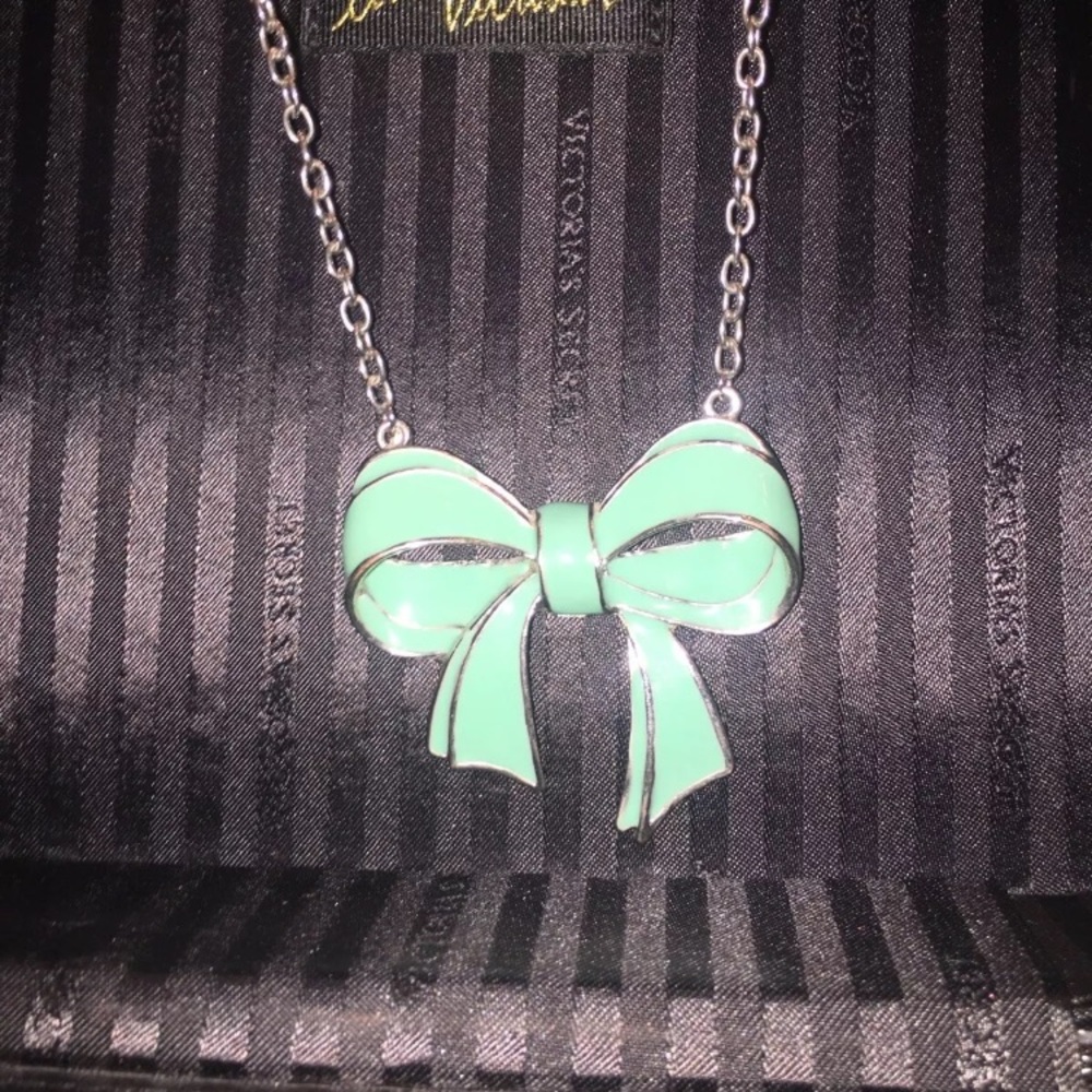 Turquoise Bow Necklace